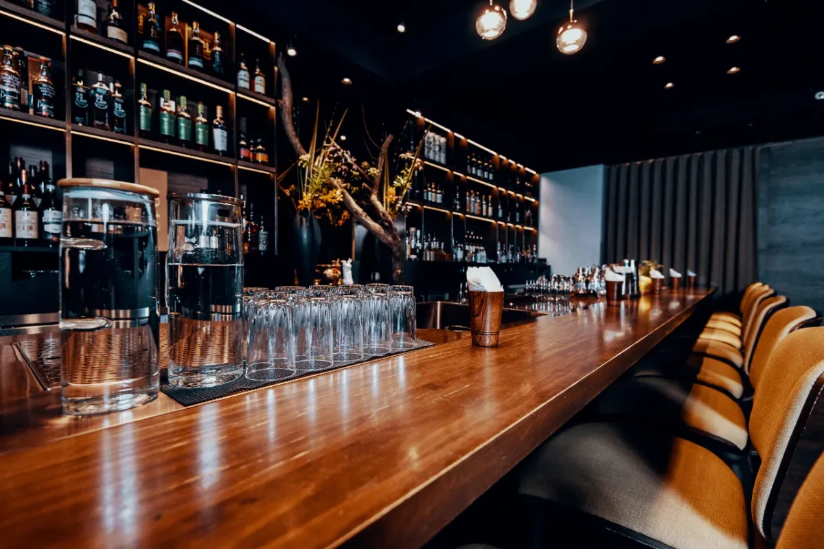 Transferring a Liquor Licence When Selling a Queensland Venue